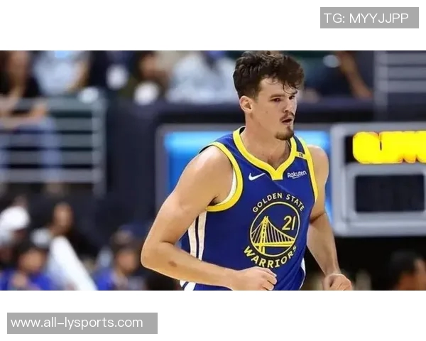 卢教练谈防守策略对祖巴茨和大洛的挑战以及篮板问题的深层次不满